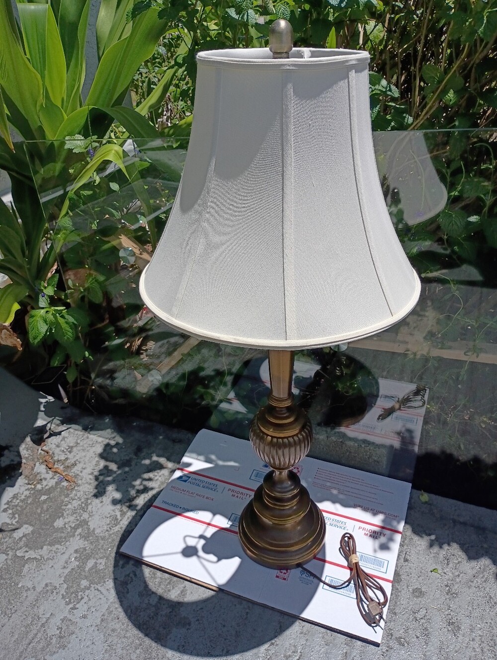 Stiffel Vintage-Ribbed Polished To Brass Table Lamp with White Shade Mid century